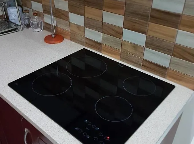 Nicolaos Вилла *