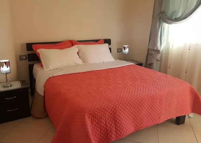 Nicolaos Вилла *