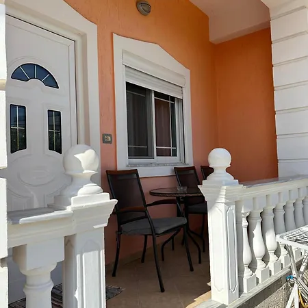 Nicolaos Villa Ksamil